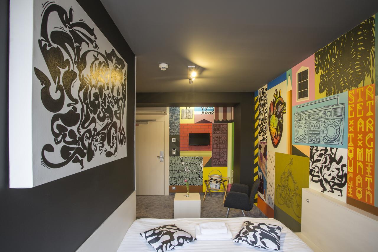 The Invisible Hotel — Urban Flashbacks Košice Extérieur photo